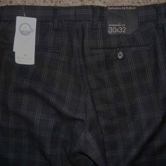 Banana Republic Standard Fit Nanotex Pant size 30/32 Plaid - Picture 3 of 4